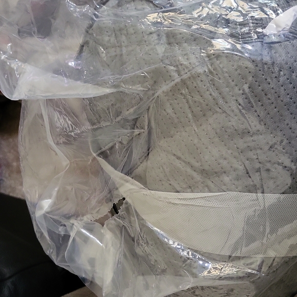 NWOT STILL N PLASTIC Budge cover 4 vehicle  size 2 gray - Picture 2 of 5